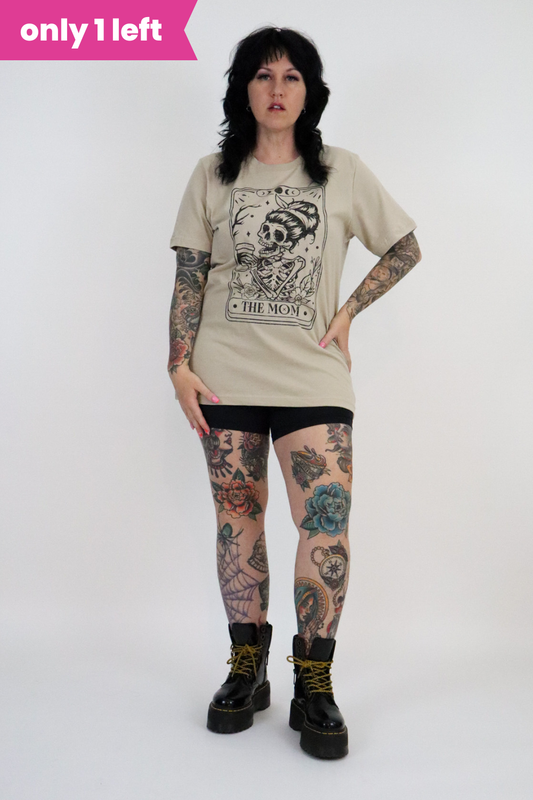 The Mom Tarot Card Tee - Sand